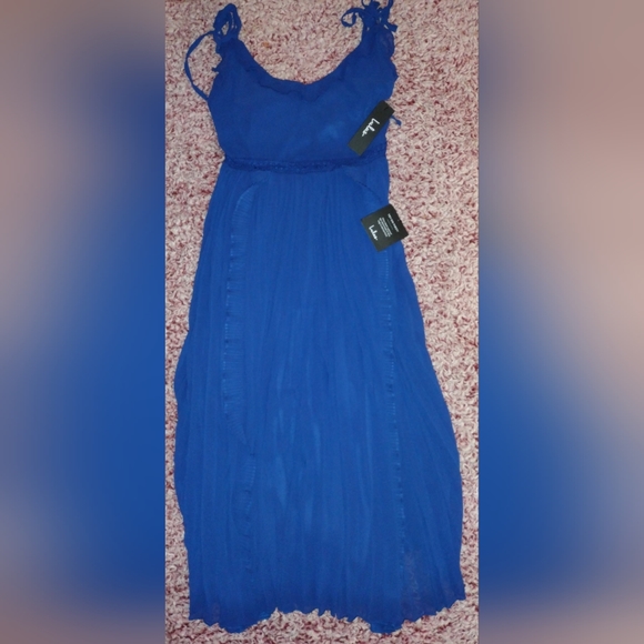 Lulus Dresses & Skirts - Lulu's royal blue dress
